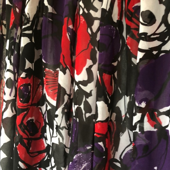 Calvin Klein size 16 flowy sheer lined skirt - Picture 3 of 4